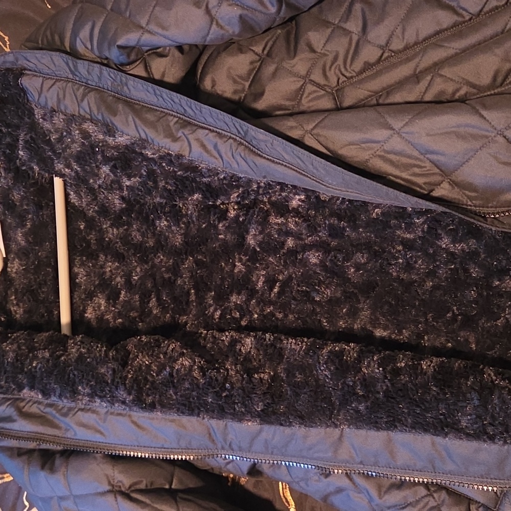 Columbia Black Quilted Puffer Jacket with Plush Lining